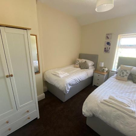 Апартаменты Sited In Lytham, Not Moss Side, Meadow Hse, Entire Hse, Sleeps 6 Moss Side  Экстерьер фото