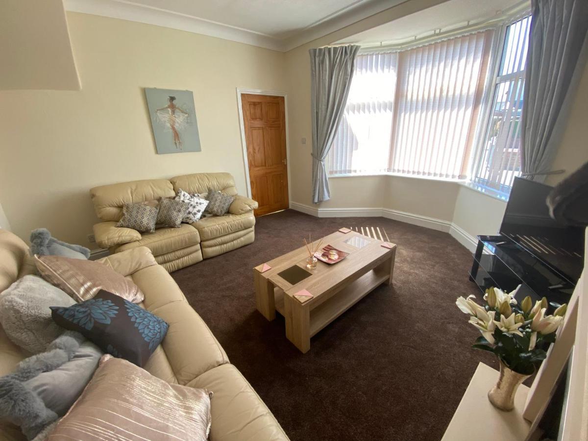 Апартаменты Sited In Lytham, Not Moss Side, Meadow Hse, Entire Hse, Sleeps 6 Moss Side  Экстерьер фото